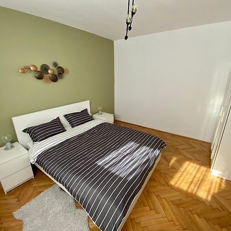 Deluxe Apartment #Casamihai Free Parking Брашов Экстерьер фото